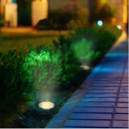 Découvrez l\'éclat du Spot Encastrable de Sol Ronde: Acier Inoxydable, Verre Trempé IP67 IK09!